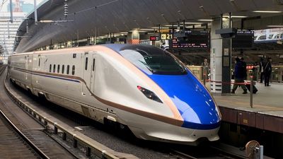 Nearly a quarter of a million passengers ride the Tokaido Shinkansen line every day.