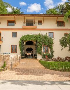 Hotel & Bungalows Mayaland