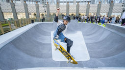 The Studio City Skatepark features street and park skateboarding elements for freestyle BMX, stunt scooters, and inline skating, catering to athletes of all skill levels.