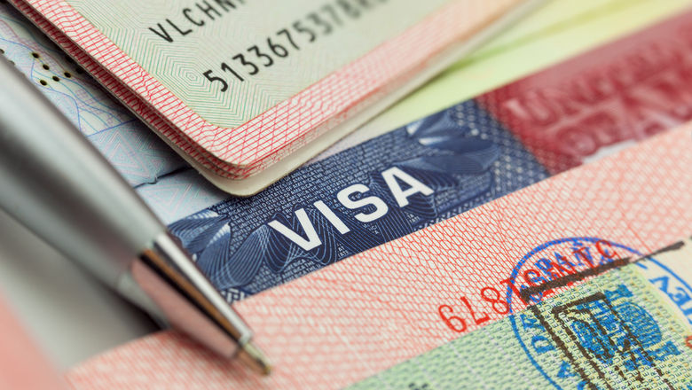 Tourists groups want authorities to restore Sri Lanka’s e-Visa option.